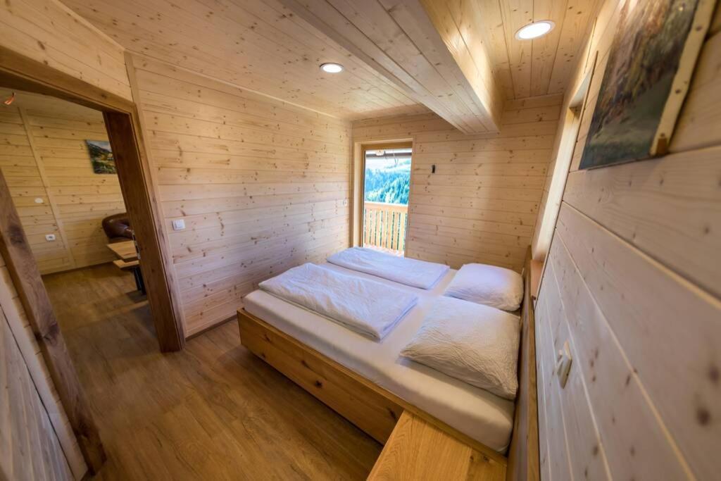Apartmaji Na Kozolcu - Smogavc Zrece Ngoại thất bức ảnh